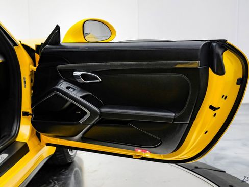 Used 2018 Porsche 911 Turbo S image 86