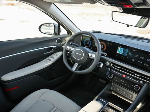 New 2026 Hyundai Sonata SEL image 12