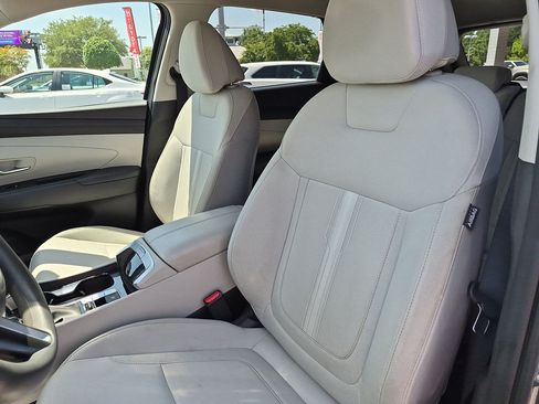 Used 2025 Hyundai Tucson SEL FWD image 14