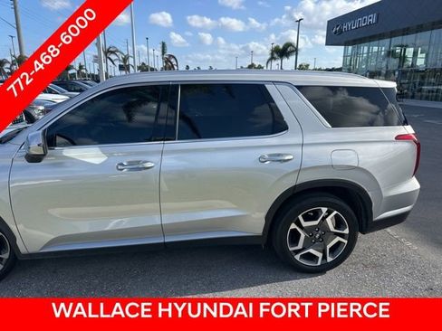 Used 2024 Hyundai Palisade SEL w/ Premium Package FWD image 7