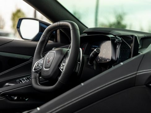 Used 2024 Chevrolet Corvette Stingray Preferred Conv w/ Z51 Performance Package image 34