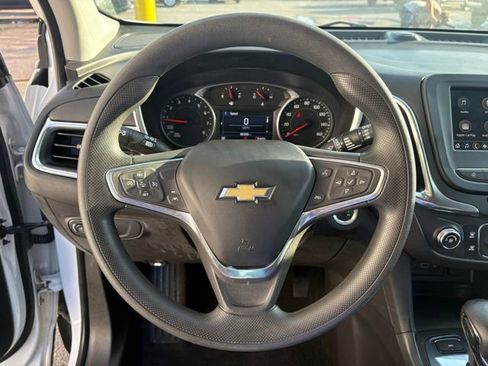 Used 2022 Chevrolet Equinox LT image 14