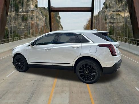 New 2026 Cadillac XT5 Premium Luxury w/ LPO, ONYX Package FWD image 7