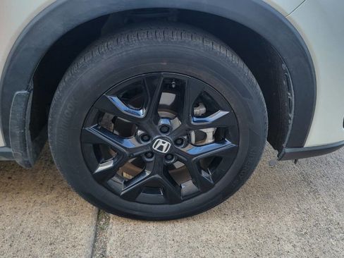Used 2023 Honda HR-V Sport image 26
