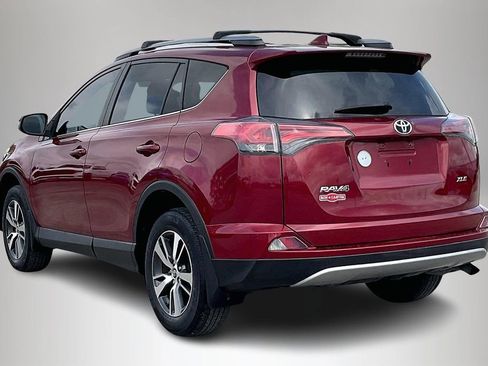 Used 2018 Toyota RAV4 XLE w/ Plus Extra Value Package image 4