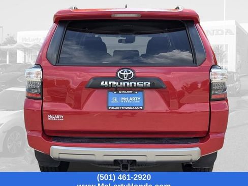 Used 2022 Toyota 4Runner TRD Off-Road AWD/4WD image 6