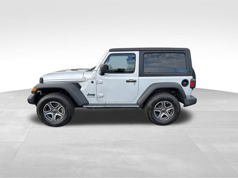 Used 2022 Jeep Wrangler Sport S image 15