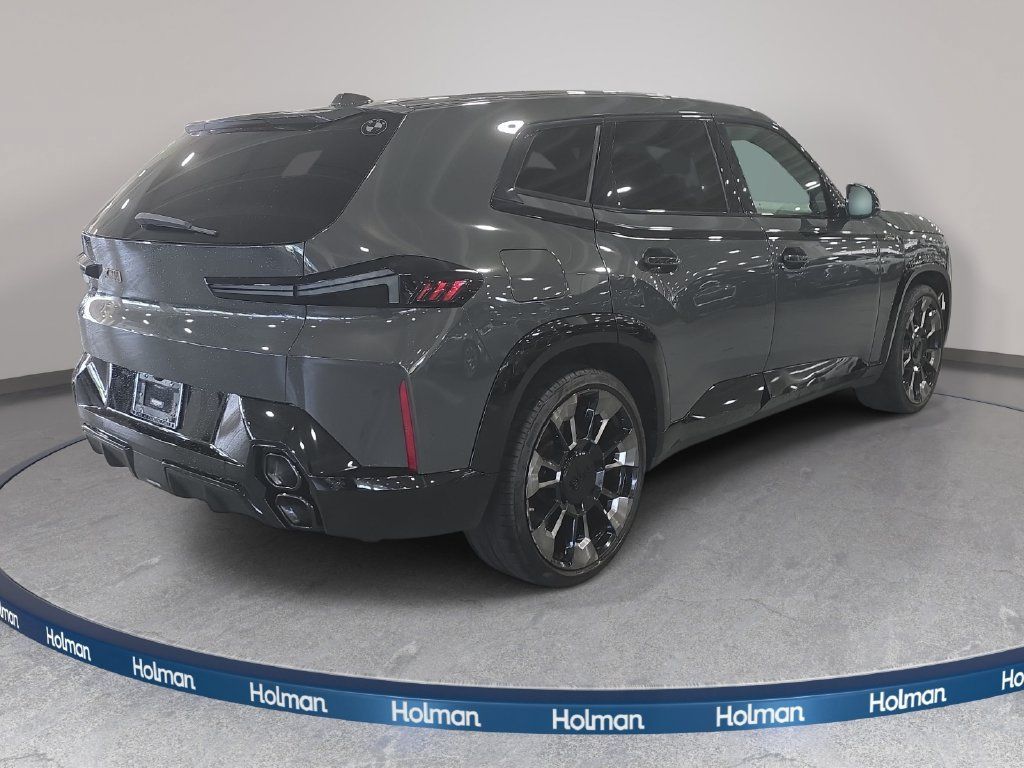 Certified 2023 BMW XM AWD/4WD image 5