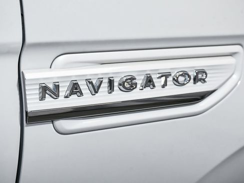 Used 2023 Lincoln Navigator Reserve image 91