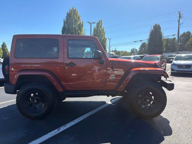 Used 2014 Jeep Wrangler Sahara w/ Connectivity Group AWD/4WD image 5