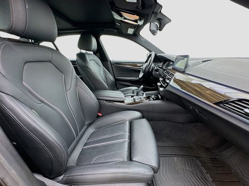 Used 2018 BMW 530e 530e iPerformance image 20