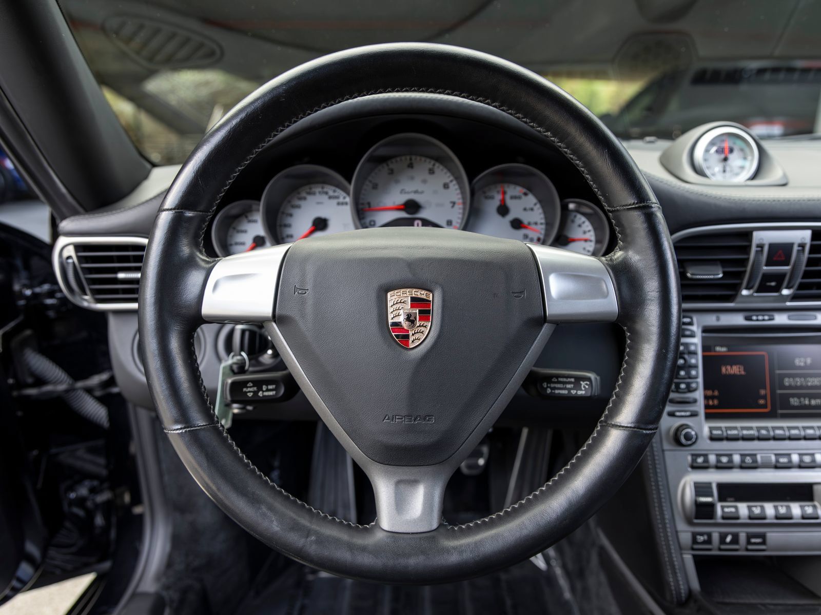 Used 2007 Porsche 911 Turbo AWD/4WD image 38