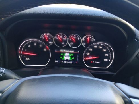 Used 2023 Chevrolet Silverado 2500 LT w/ Convenience Package image 19