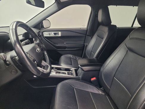 Used 2020 Ford Explorer Limited image 17