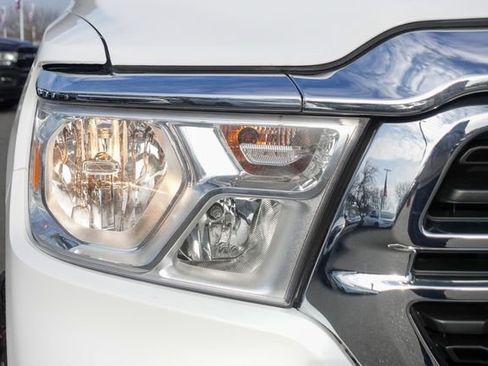 Used 2022 RAM 1500 Big Horn image 5