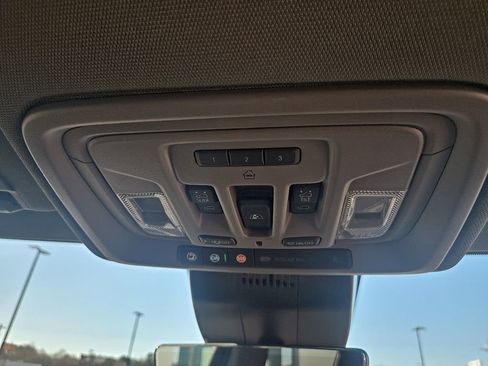 Used 2025 Chevrolet Silverado 2500 LTZ w/ LTZ Plus Package image 40