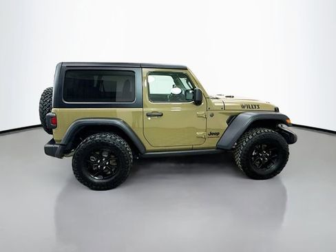 Used 2025 Jeep Wrangler Willys image 8