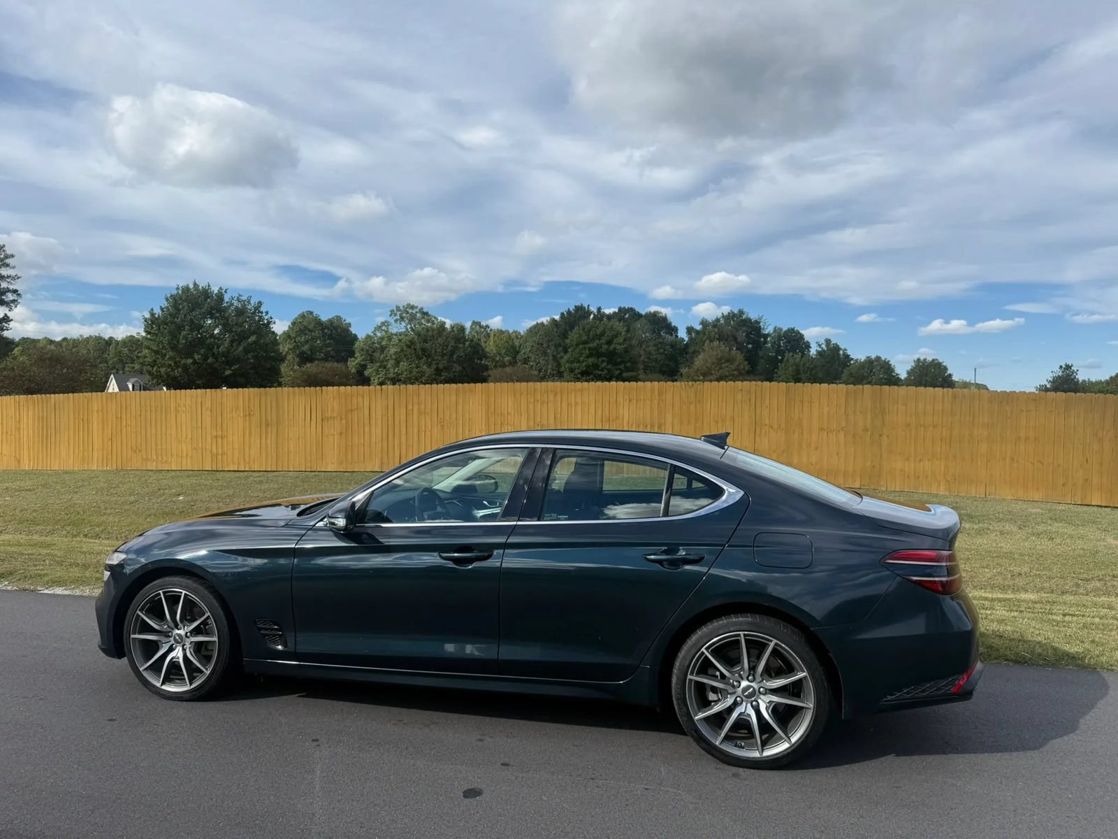 Used 2022 Genesis G70 3.3T RWD image 32