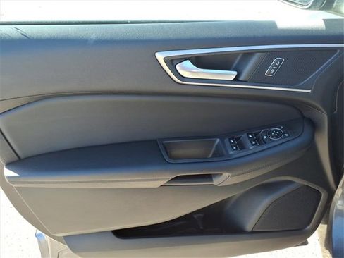 Certified 2022 Ford Edge SEL w/ Convenience Package image 12