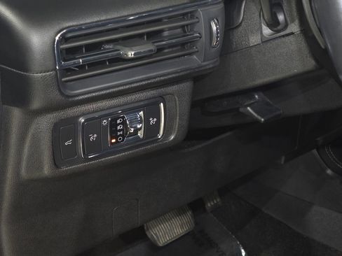 Used 2022 Lincoln Corsair AWD w/ Premium Package image 20