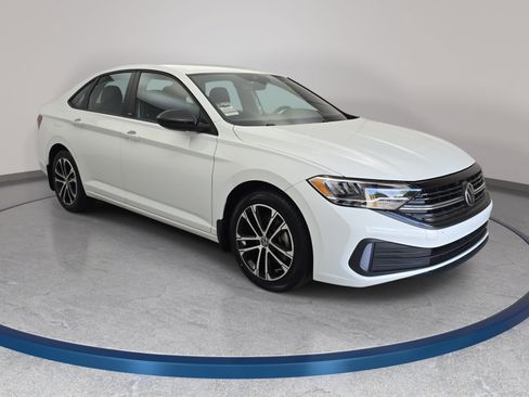 Certified 2024 Volkswagen Jetta Sport FWD image 3