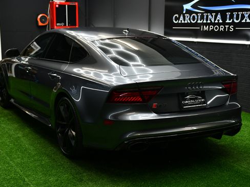Used 2017 Audi RS 7 Performance w/ Driver Assistance Package image 2