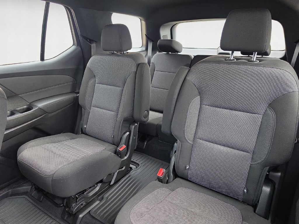 Used 2023 Chevrolet Traverse LT AWD/4WD image 14