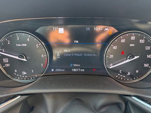 Used 2021 Buick Envision Avenir w/ Technology Package II FWD image 10
