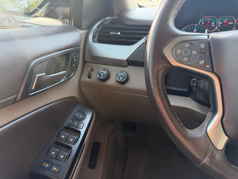 Used 2015 Chevrolet Suburban LT w/ Luxury Package AWD/4WD image 26