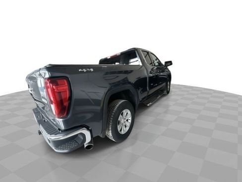 Certified 2022 GMC Sierra 1500 SLE image 8