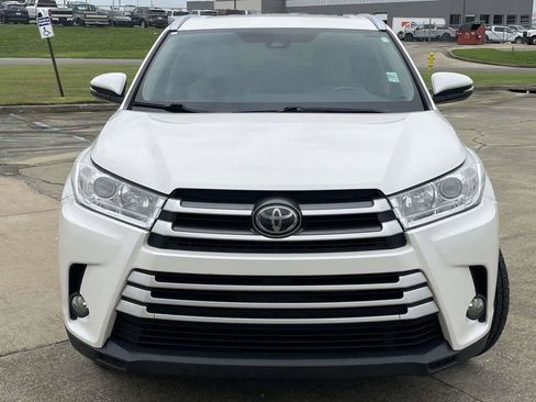 Used 2017 Toyota Highlander XLE FWD image 8