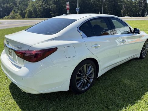 Used 2021 INFINITI Q50 Luxe w/ Seat & Sound Package RWD image 6