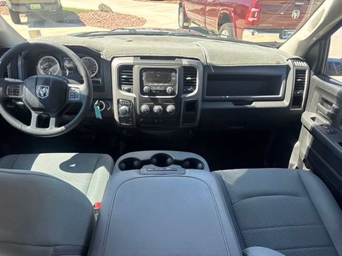 Certified 2017 RAM 1500 Express AWD/4WD image 11
