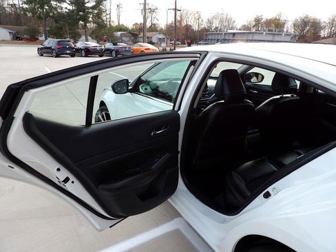 Used 2021 Nissan Altima 2.5 SR image 24