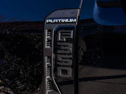 Certified 2025 Ford F350 Platinum w/ FX4 Off-Road Package image 10