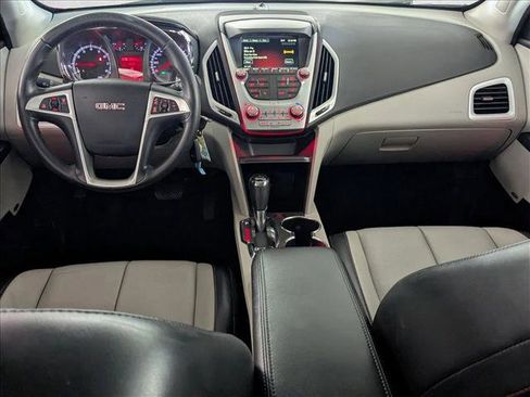 Used 2017 GMC Terrain SLT FWD image 17
