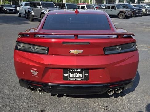 Used 2017 Chevrolet Camaro SS RWD image 13