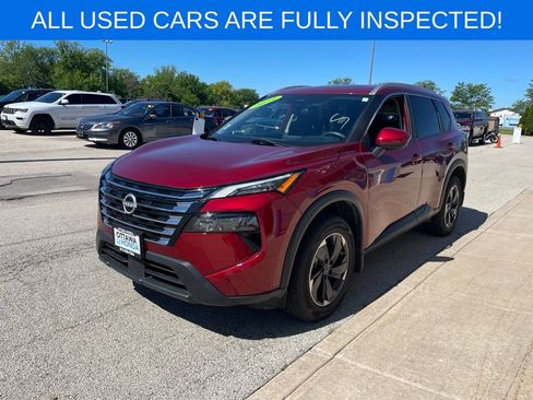 Used 2024 Nissan Rogue SV w/ SV Premium Package AWD/4WD image 2