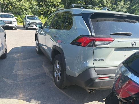 Used 2023 Toyota RAV4 XLE w/ Convenience Package AWD/4WD image 8