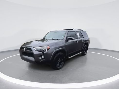 Used 2015 Toyota 4Runner SR5 Premium AWD/4WD image 5