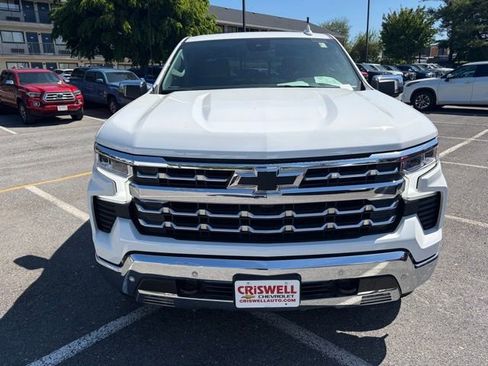 Used 2025 Chevrolet Silverado 1500 LTZ w/ Z71 Off-Road Package AWD/4WD image 10