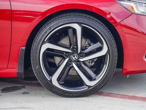 Used 2022 Honda Accord Sport image 12