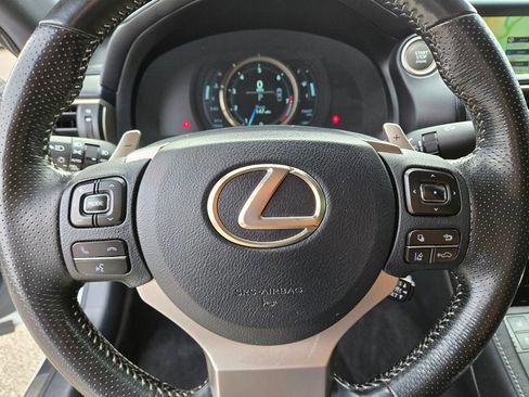 Used 2018 Lexus RC 350 image 23