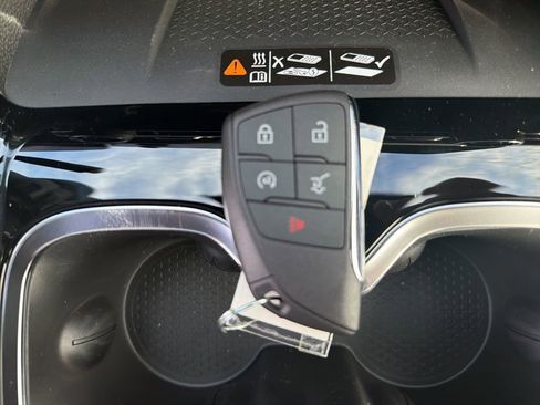 New 2026 Chevrolet Traverse LT w/ Midnight/Sport Edition image 23