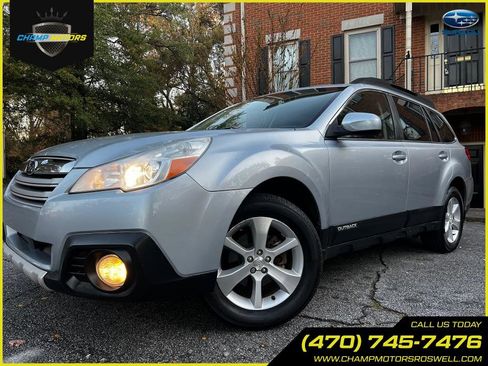 Used 2013 Subaru Outback 2.5i Limited image 1