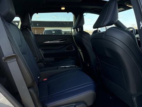 New 2026 INFINITI QX60 Sport image 21