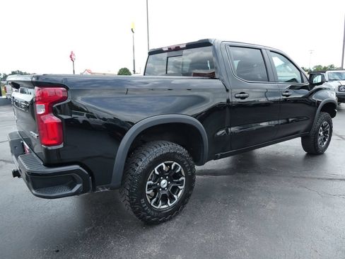 Used 2024 Chevrolet Silverado 1500 ZR2 w/ Technology Package AWD/4WD image 6