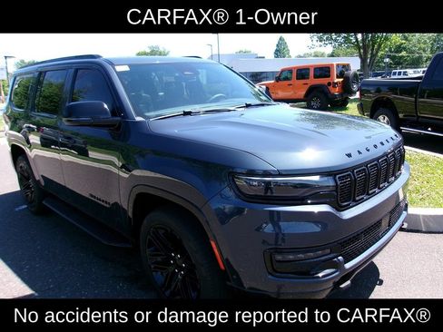 Certified 2024 Jeep Wagoneer Series II AWD/4WD image 2