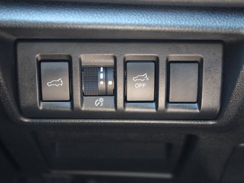 Certified 2023 Subaru Outback Limited image 13