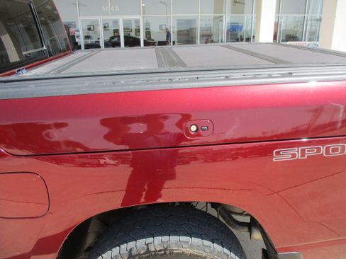 Used 2023 RAM 1500 Laramie AWD/4WD image 6